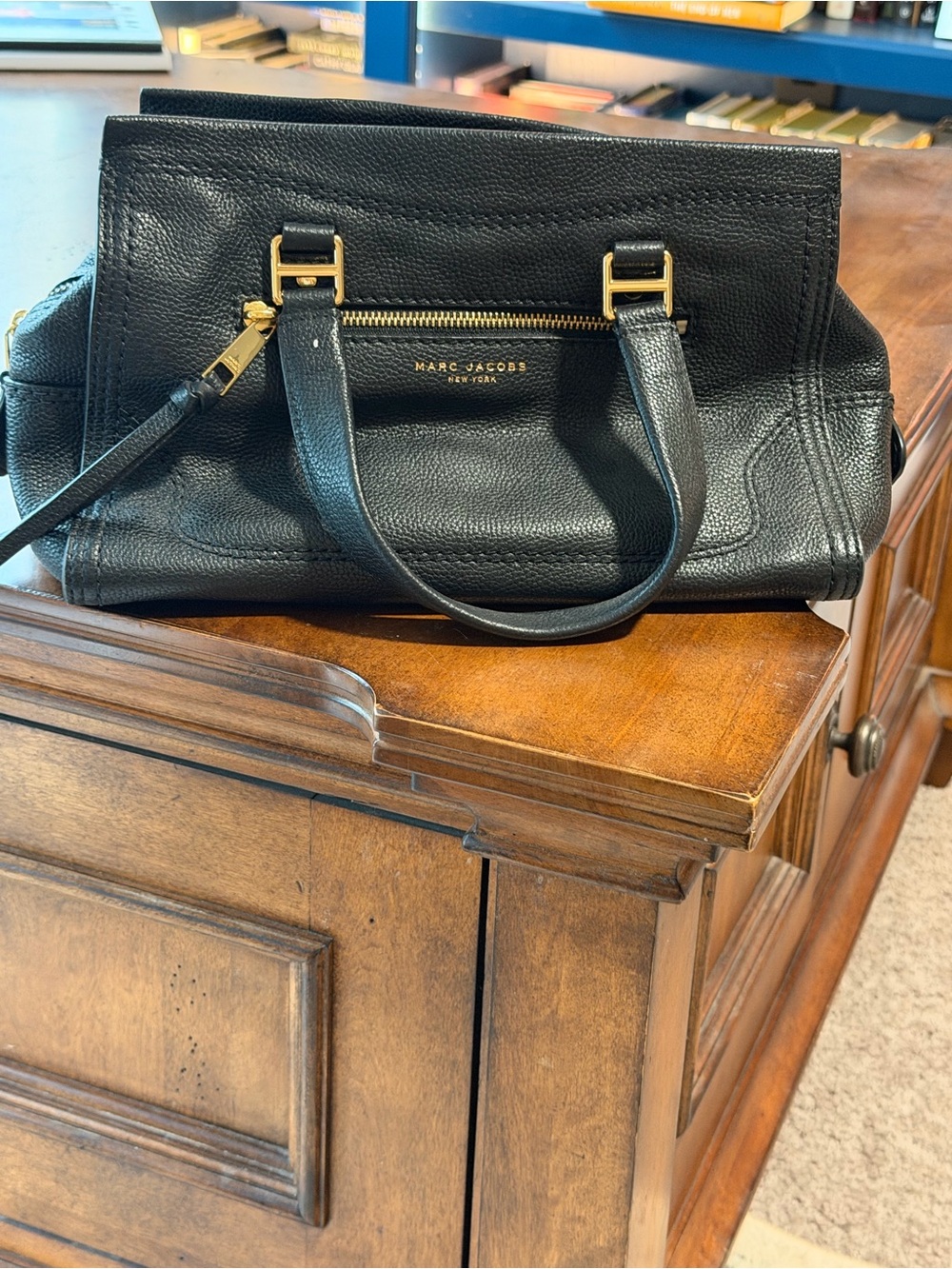 Marc Jacobs Black Leather Wallet with Logo-Print Lining - Picture 4 of 9